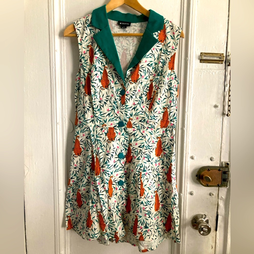 Collectif cute jumper with tigers ❤️